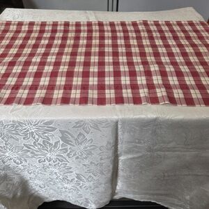 Red & Beige Plaid Valance Curtain